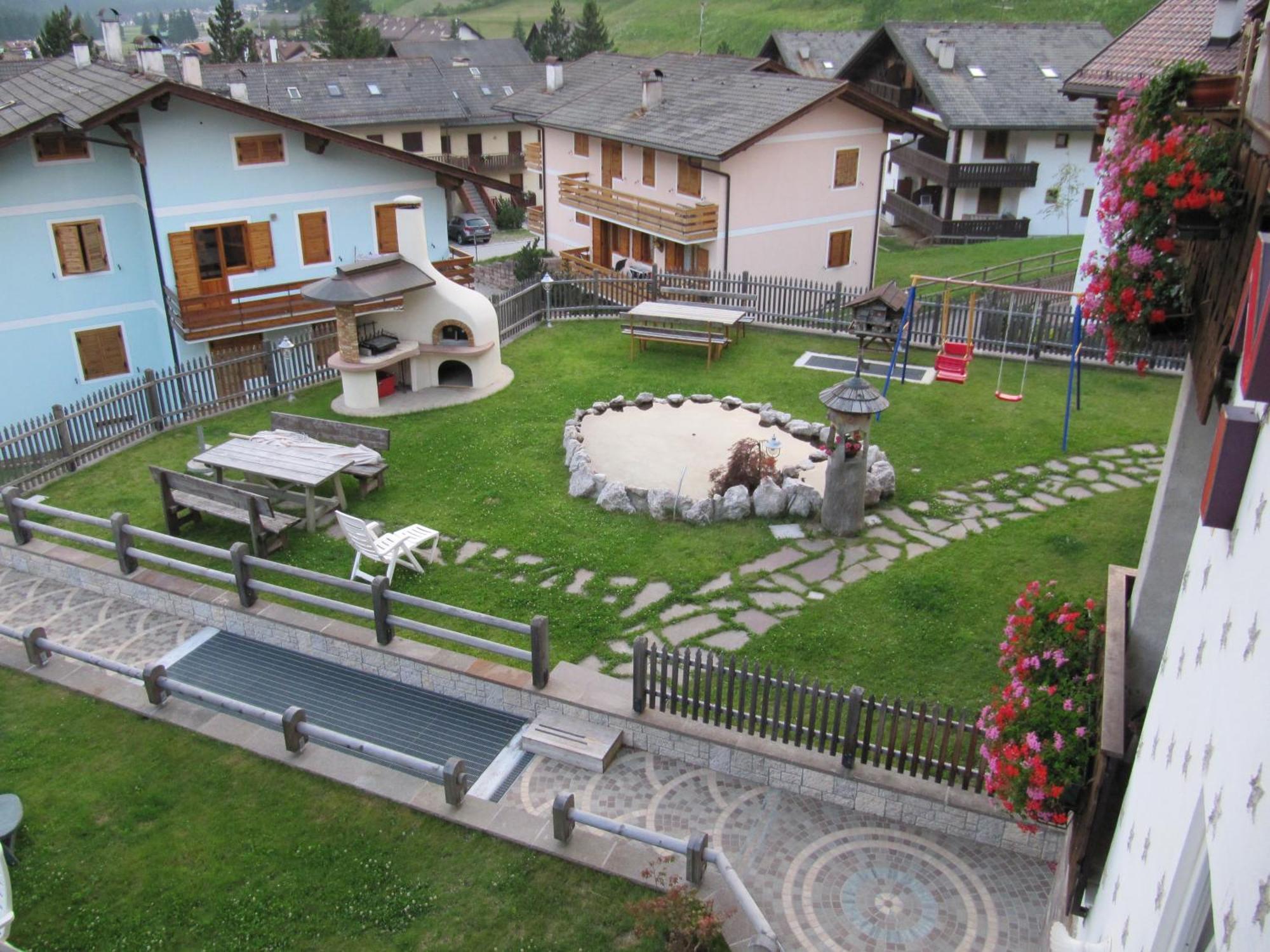 Garni Villa Cecilia Mazzin Exterior foto
